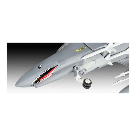 Zestaw do modelowania firmy Revell - f-4 phantom - 24 szt.