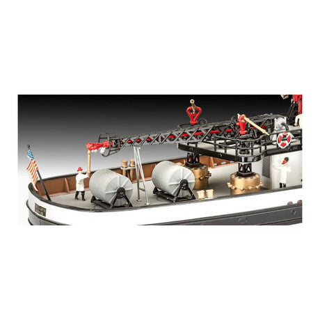 Revell zestaw do sklejania strażaka w skali 1:87 - 218 elementów.