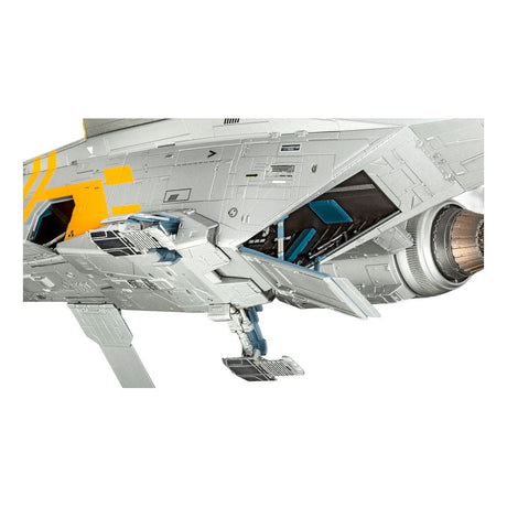 Zestaw modelarski firmy Revell z herbem mandaloriańskim i grogu do golenia w skali 1:72 - 101 sztuk.