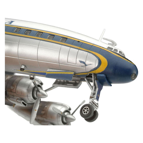 Zestaw do sklejania Revell Lockheed l.1049g Super Constellation Lufthansa 1:144 - 95szt.