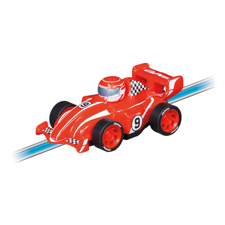Dzieci z formuły pierwszego toru wyścigowego Carrera