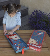 Gra Egmont: pinball. 38,5 x 17 x 3,5 cm.