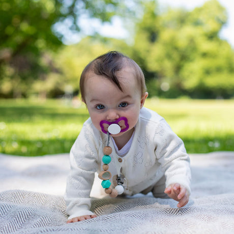 Drewniany łańcuszek do smoczka Eichhorn Baby