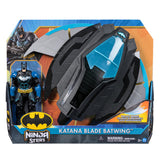DC Batman Ninja Batwing + 15 cm figurka Ninja Batman