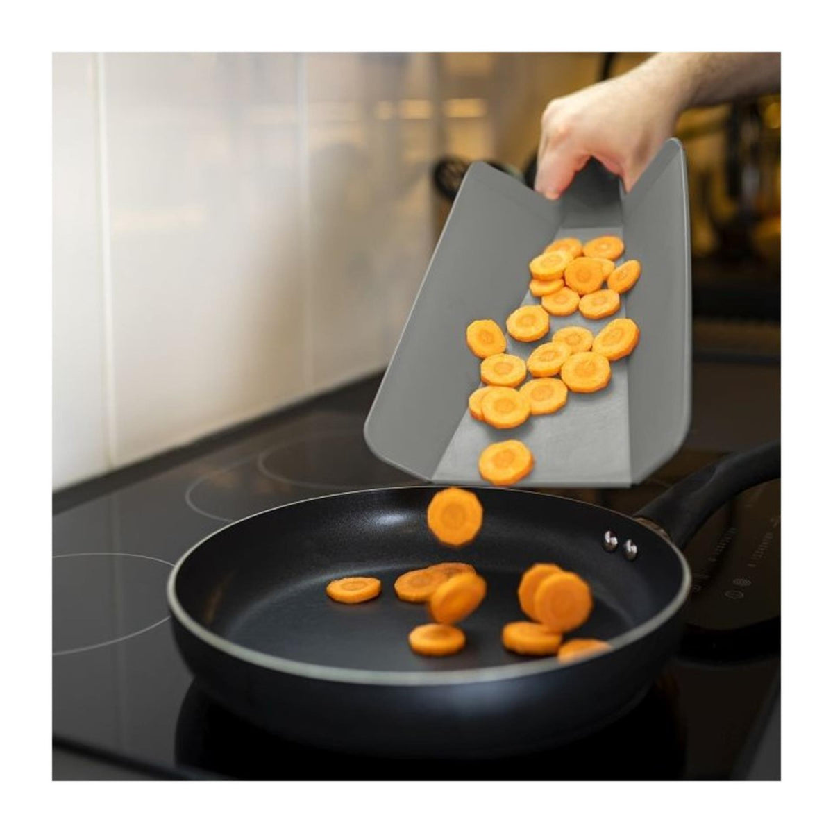 Deska do krojenia Westmark Flexi plastikowa 37,5x21x0,5cm
