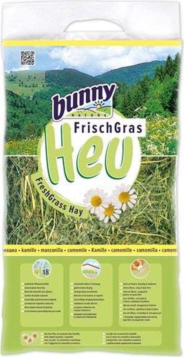 Króliczek natury, siano ze świeżej trawy z rumiankiem