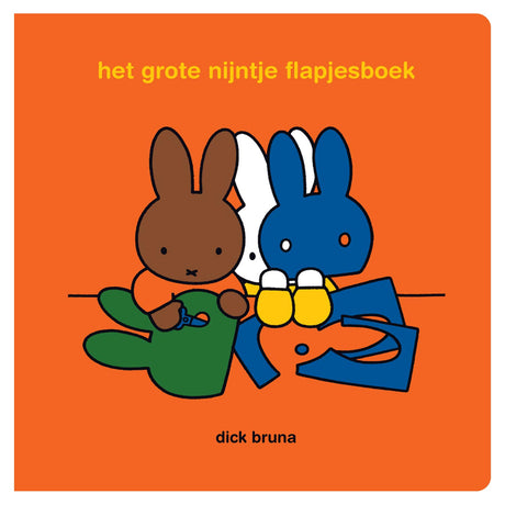 Centralna księga mieści dużą księgę z klapką Miffy