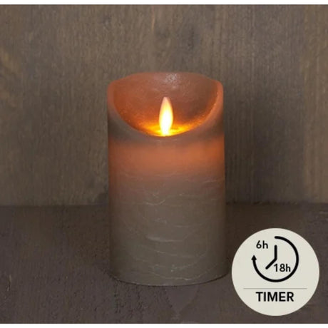 Kolekcja Anny ledowa rustykalna świeca okrągła woskowa z ruchomym płomieniem na baterii 3xaaa z timerem 7,5x12,5cm taupe