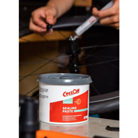 Cyclon Sealing Paste 500 ml