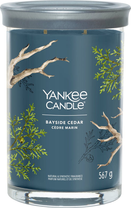 Yankee Candle - świeca zapachowa z cedru Bayside w dużym kubku - 100 godzin palenia - dwa knoty