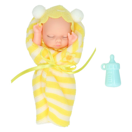 Mini lalka w opakowaniu