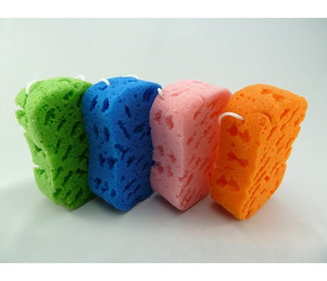 Gąbka do kąpieli Aro AGD ze sznurkiem do zawieszania 15x9x5cm