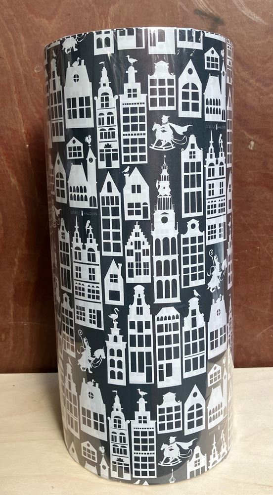 Rol kadopapier sint zwart. 30 cm. 200 me