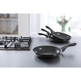 BK BK Easy Basic Patelnia ceramiczna 20 cm czarna