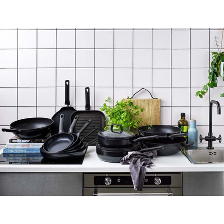 Patelnia indukcyjna Bk Easy 20cm - powłoka nieprzywierająca niezawierająca pfas - patelnia indukcyjna - patelnia ceramiczna - można piec w piekarniku do 160°c - zimne uchwyty - kolor czarny