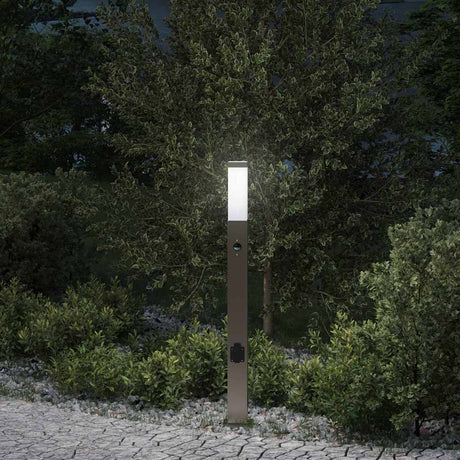 Lampa słupkowa Vidaxl z czujnikiem i gniazdem 80 cm ze stali nierdzewnej IP44