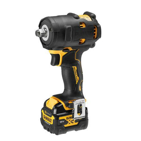 Imp dewalt actsleutel 1 2 12v dcf901p1g 340nm 1x5,0ah +rubberen hoes