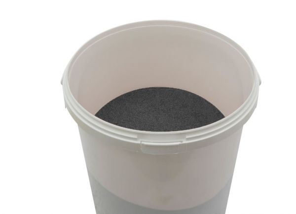 Wiadro do piaskowania 12,5 kg czarne 0,2 -1,0 mm.