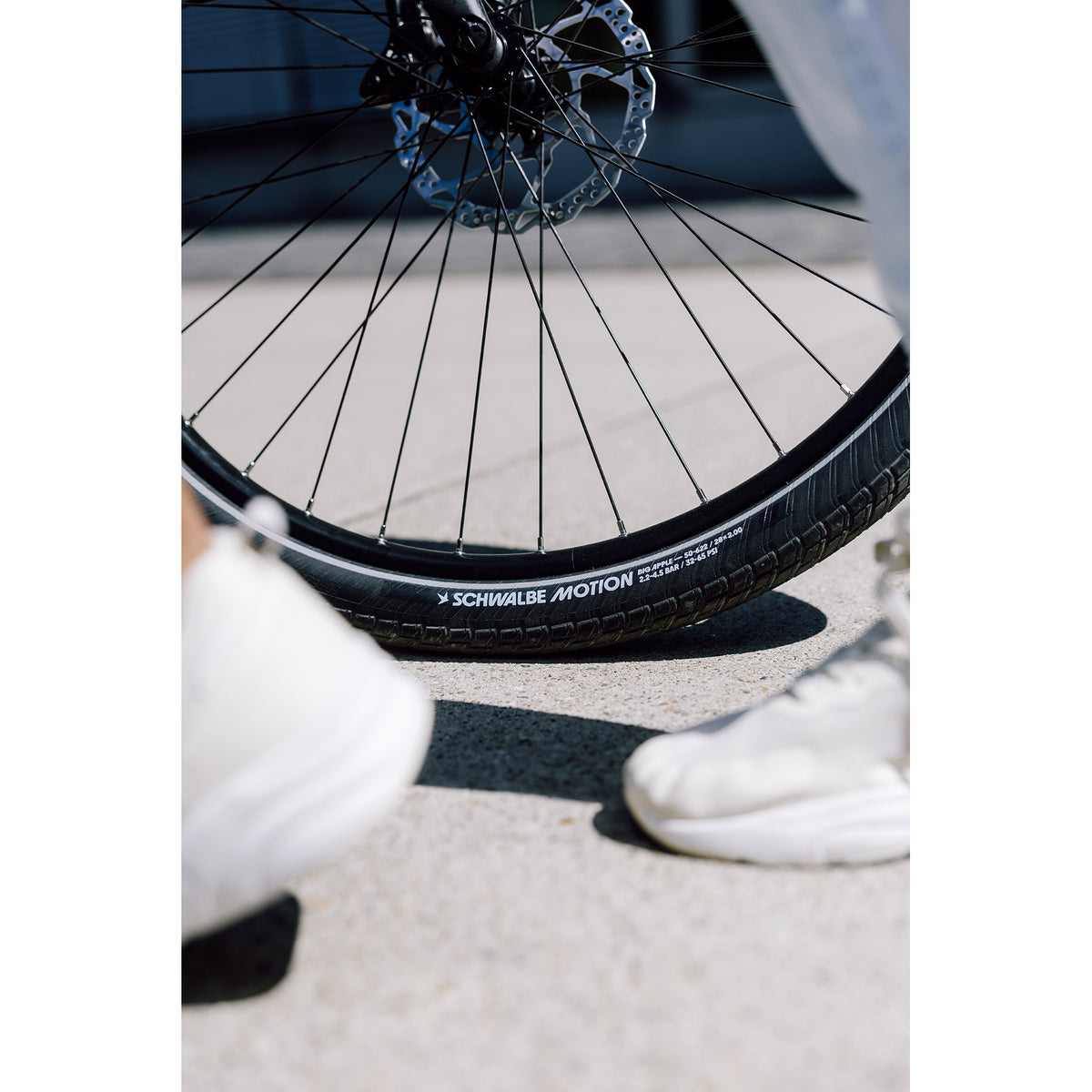 Schwalbe benelux b.v. Schwalbe Clincher Motion Big Apple 55-622 +R Czarny
