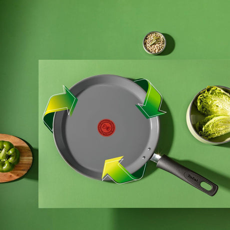 Patelnia do naleśników Tefal Renowacja o średnicy 25 cm, odpowiednia na indukcję