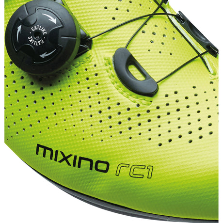 Kocie buty wyścigowe mixino rc1 carbon w rozmiarze 47 fluo