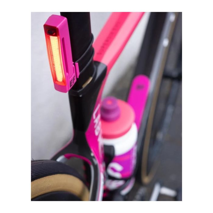 Knog plus tył limitowany - np. profesjonalny rower w kolorze różowym