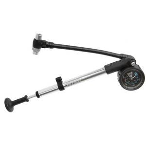Pompa przednich beto z manometrem - aluminium