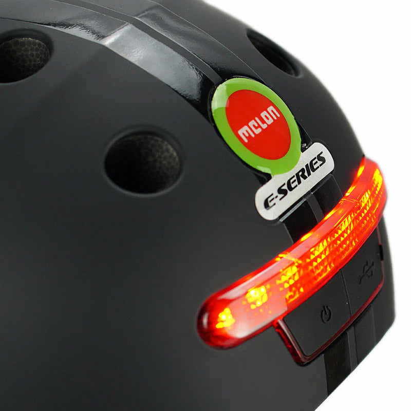 Hełm melonowy z oświetleniem E-Series Black Ice M-L