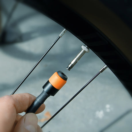Mini pompka Sks airflex explorer clik tec 205mm 5bar czarno-srebrna
