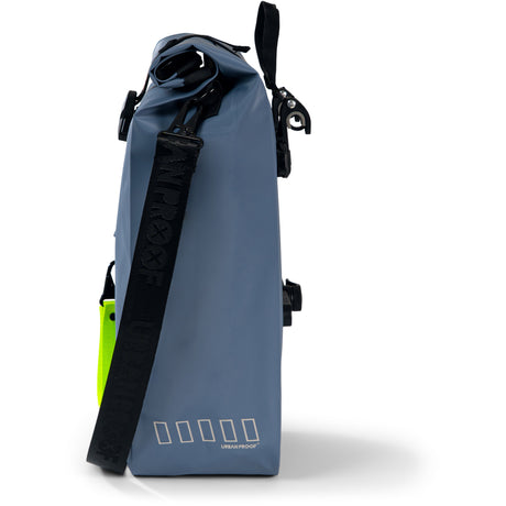 Urbanproof, pojedyncza torba sztormowa, odporna na warunki atmosferyczne, 20 l, niebieska, pochodząca z recyklingu