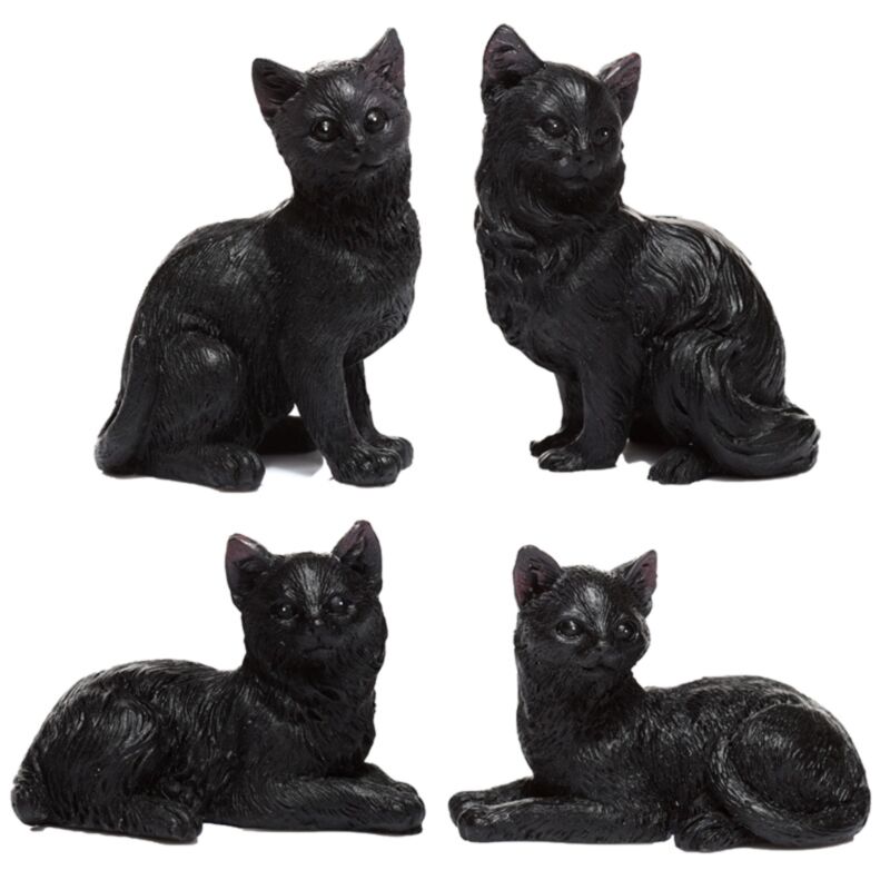 Miniaturowe figurki czarnego kota