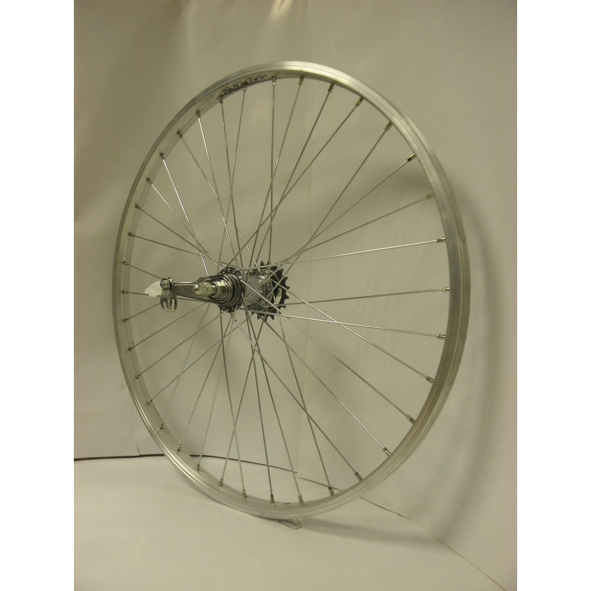 Koło tylne Roland 26-1.75 559 Shimano rn felga aluminiowa paralex srebrna