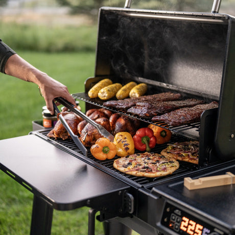 Grill na pellet Traeger Woodridge (czarny, bezprzewodowy)