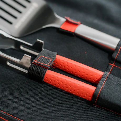Kamado Joe Krafted Steel Zestaw akcesoriów do grilla Zestaw sztućców do grilla (3-częściowy, zawiera płócienną torbę do przenoszenia)