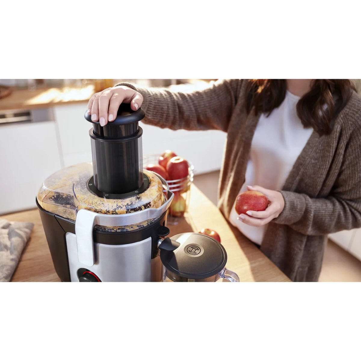 Sokowirówka Bosch vitajuice 4 1000 w (srebrno-czarna)