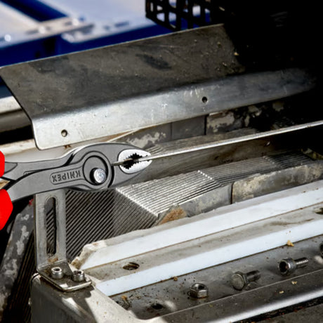 Szczypce Knipex z uchwytem przednim | długość 200 mm | polerowane wielokomponentowe osłony | czarny fosforanowany | 1 sztuka - 82 02 200 - 82 02 200
