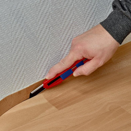 Uniwersalny nóż do cięcia pudełek Knipex Cutix (czerwony niebieski, w zestawie ostrza noża 2)