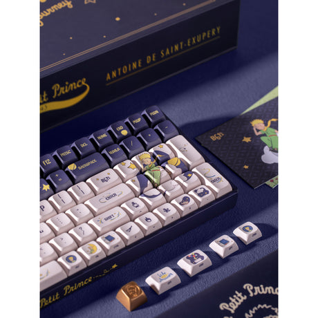 Mechaniczna klawiatura do gier Iqunix F97 Starry Tryst RGB (ciemnoniebieski, układ US (QWERTY), Iqunix Little Prince, 96%, diody LED RGB, możliwość wymiany podczas pracy, PBT, 2,4 GHz | Bluetooth 5.1 | USB-C)