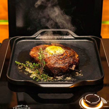 Indukcyjna patelnia żeliwna Traeger bac703 (czarna, 29 x 29 cm)
