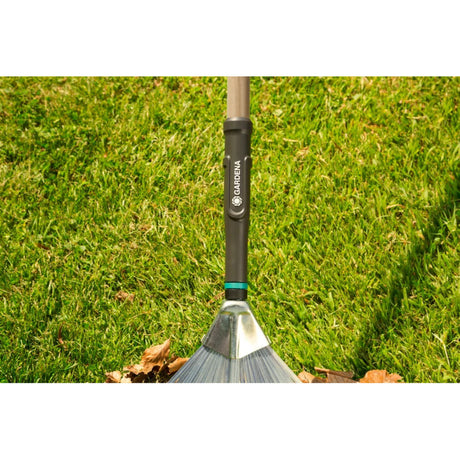 Regulowane grabie do liści Gardena pureline fsc 100% (17307-20)