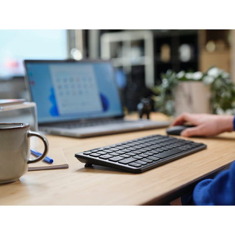 Kompaktowa bezprzewodowa klawiatura Trust Lyra (czarna, układ US (QWERTY), przełączniki nożycowe, 65%, 2,4 GHz USB, Bluetooth)