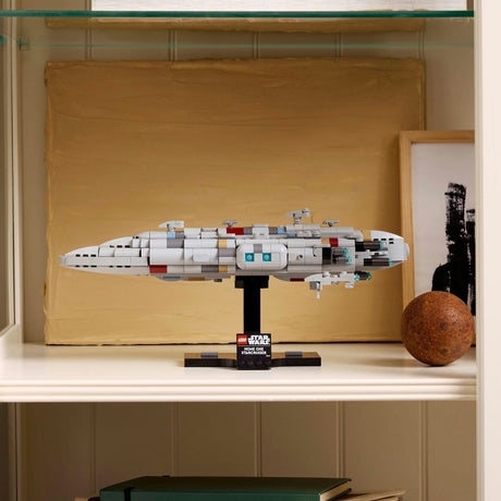 Zestaw Lego Star Wars™ Home One Starcruiser — 75405