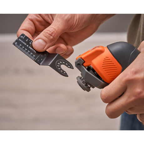 Narzędzie wielofunkcyjne Black+decker bdcos18n-xj 18 V z oscylacyjnym narzędziem wielofunkcyjnym (pomarańczowo-czarny, akumulator i ładowarka nie wchodzą w skład zestawu)
