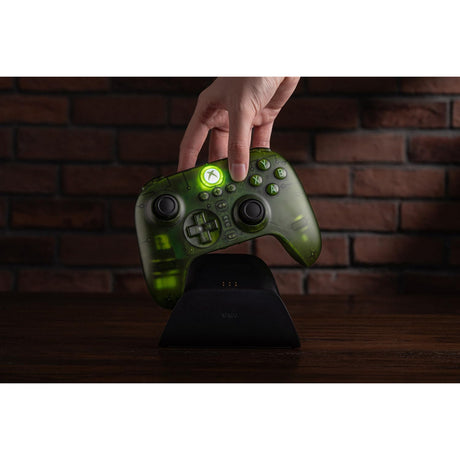 Kontroler 8bitdo Ultimate z 3 trybami dla konsoli Xbox (zielony przezroczysty, Xbox Series x|s, Xbox One, PC, Bluetooth USB-C 2,4 GHz)