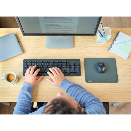 Zestaw stacjonarny z bezprzewodową klawiaturą i myszą Trust Ody II Silent (czarny, układ US (QWERTY), membrana, 100%, 800 dpi - 1600 dpi)