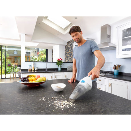 Black+decker nvc115jlew-qw 3.6v 1.5ah kruimeldief handstofzuiger (wit, incl. jack-plug lader)