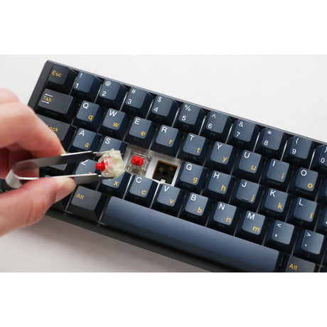 Mechaniczna klawiatura do gier Ducky one 3 pro mini rgb (czarna, układ us (qwerty), wiśnia mx2a brązowa, 60%, dioda rgb, double-shot pbt, mechanika szarlatanu, hot swap)