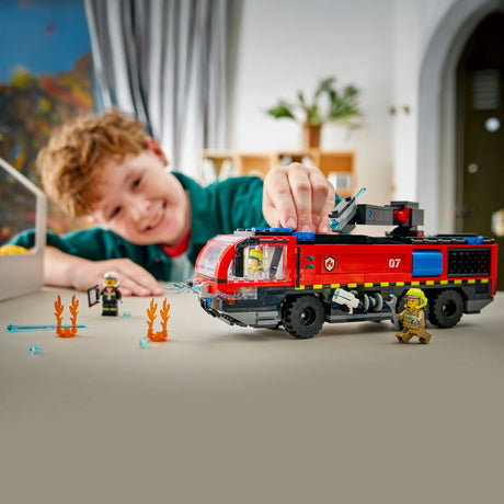 Lego City - zabawka konstrukcyjna wozu strażackiego na lotnisku (60499)