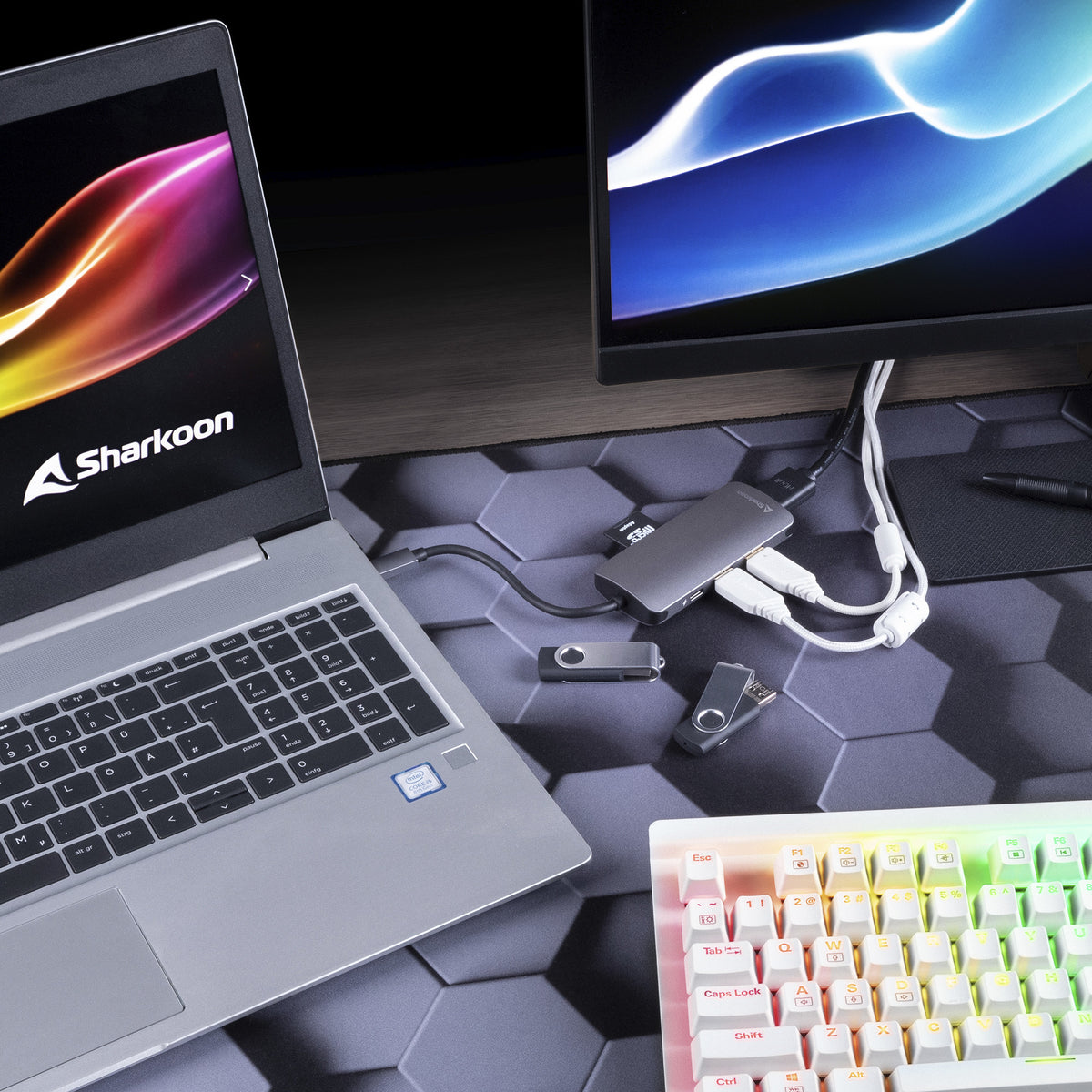 Stacja dokująca wieloportowego adaptera Sharkoon USB 3.0 typu C (ciemnoszary, HDMI, USB-C 3.2 (5 Gbit s), 3x USB-A 3.2 (5 Gbit s), microSD, SD)