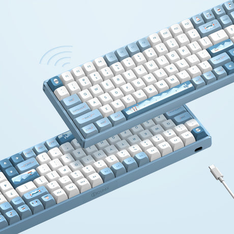 Bezprzewodowa klawiatura mechaniczna Iqunix F97 Wintertide (jasnoniebieski, układ US (QWERTY), Cherry MX Brown, 96%, diody LED RGB, możliwość wymiany podczas pracy, PBT, 2,4 GHz | Bluetooth 5.1 | USB-C)